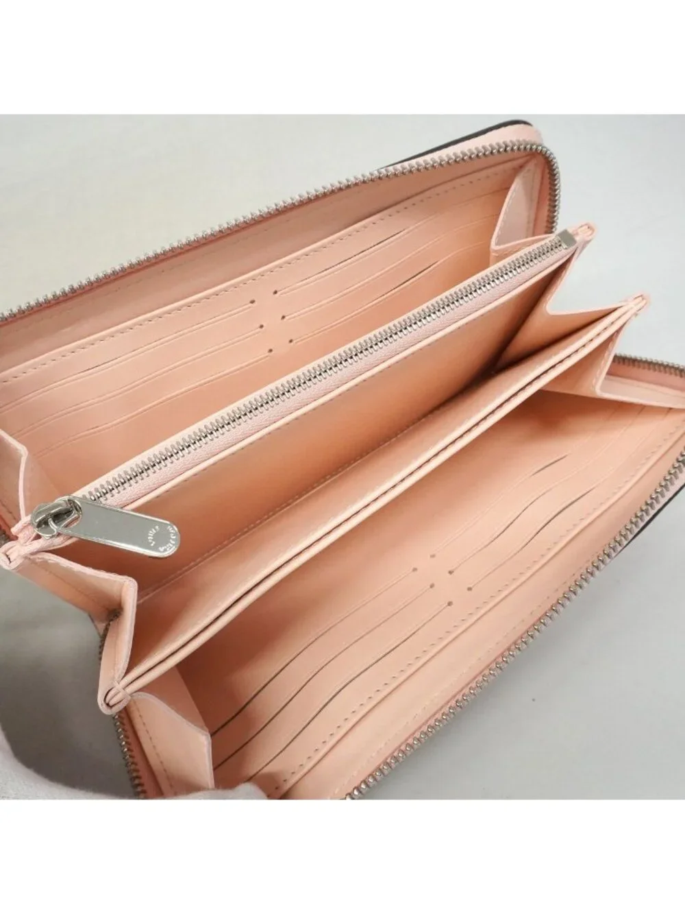 Louis Vuitton louis vuitton